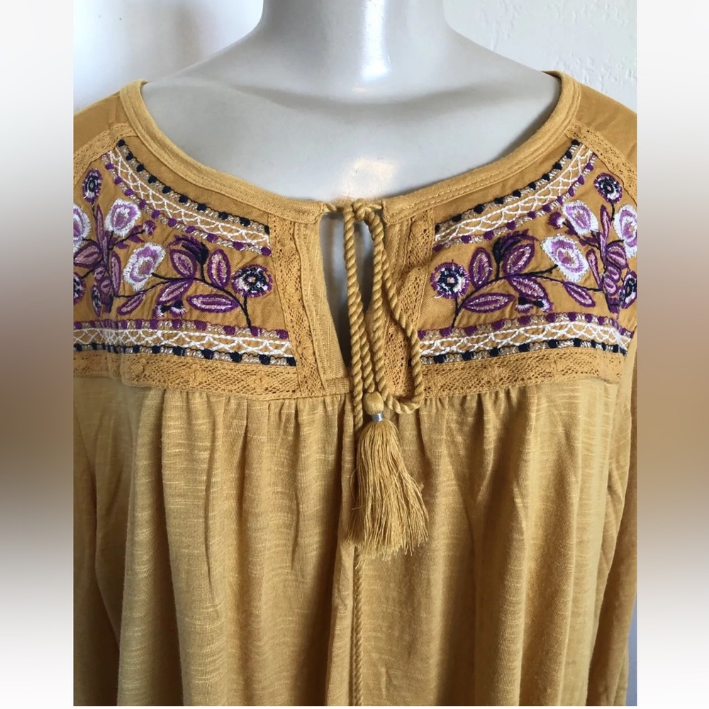 STYLE & CO Embroidered Tie Neck Tunic - Picture 3 of 9